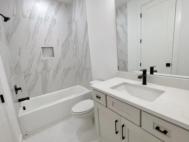 $3,999,990 | 8122 Boiling Spgs Place, Brentwood, TN 37027