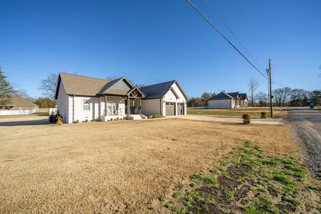 $399,000 | 190 Cordova Cove, Savannah, TN 38372