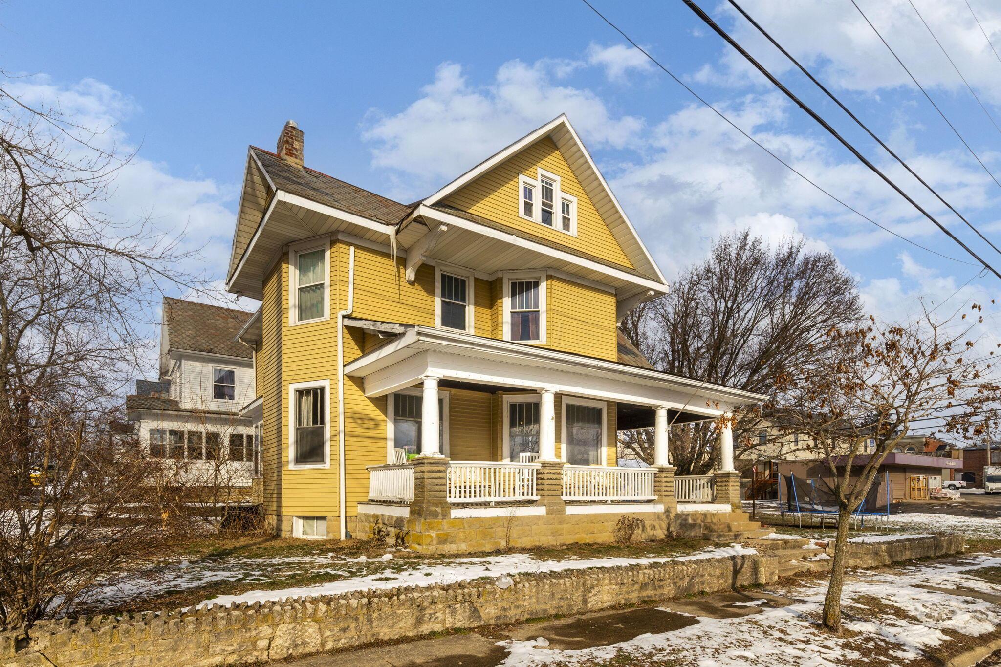 120 West Market Street Baltimore, OH 43105 - Photo 2 of 47 Front View - 120 W Market Street, Baltimore, OH 43105