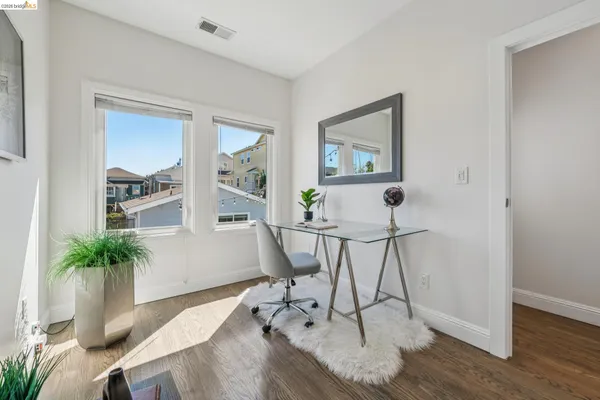 $998,000 | 2012 Chestnut Street, Oakland, CA 94607
