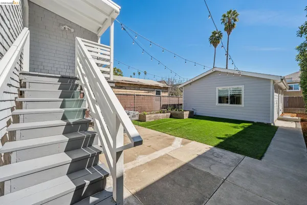 $998,000 | 2012 Chestnut Street, Oakland, CA 94607