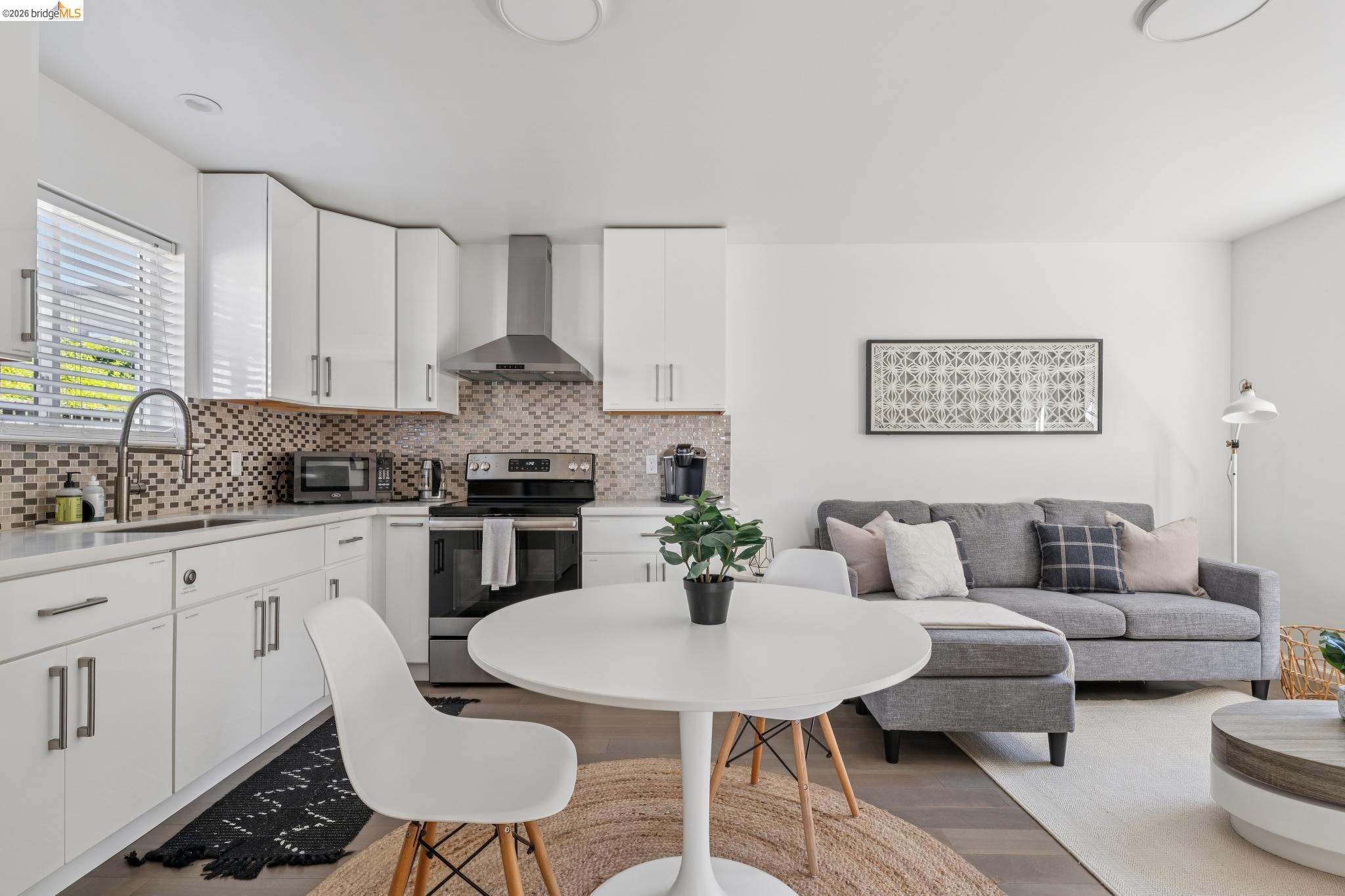 2012 Chestnut Street Oakland, CA 94607 - Photo 35 of 47