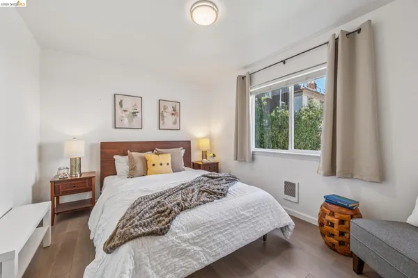 $998,000 | 2012 Chestnut Street, Oakland, CA 94607