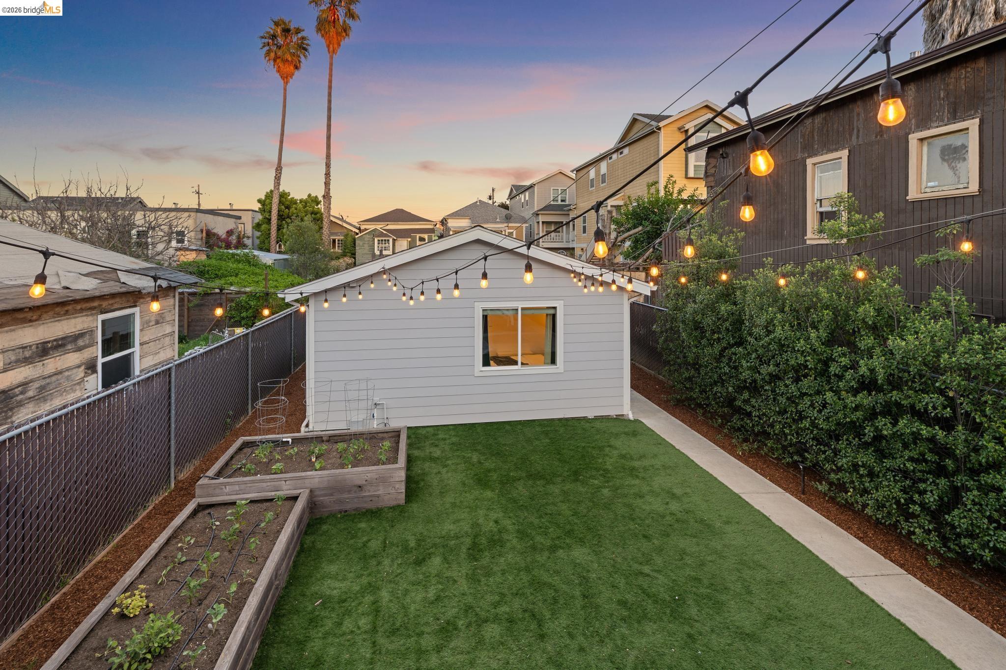 2012 Chestnut Street Oakland, CA 94607 - Photo 43 of 47