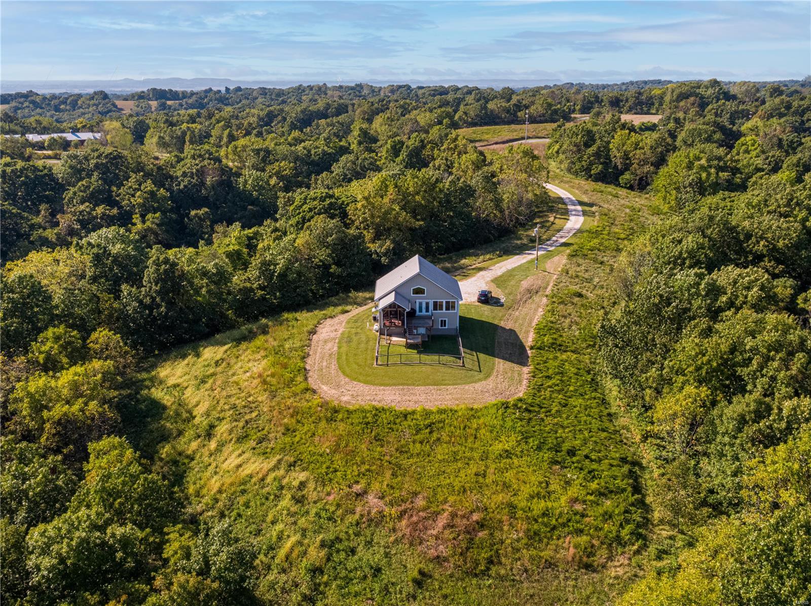 2558 Plummer Hill Road Hardin, IL 62047 - Photo 1 of 33 Gallery Image 1