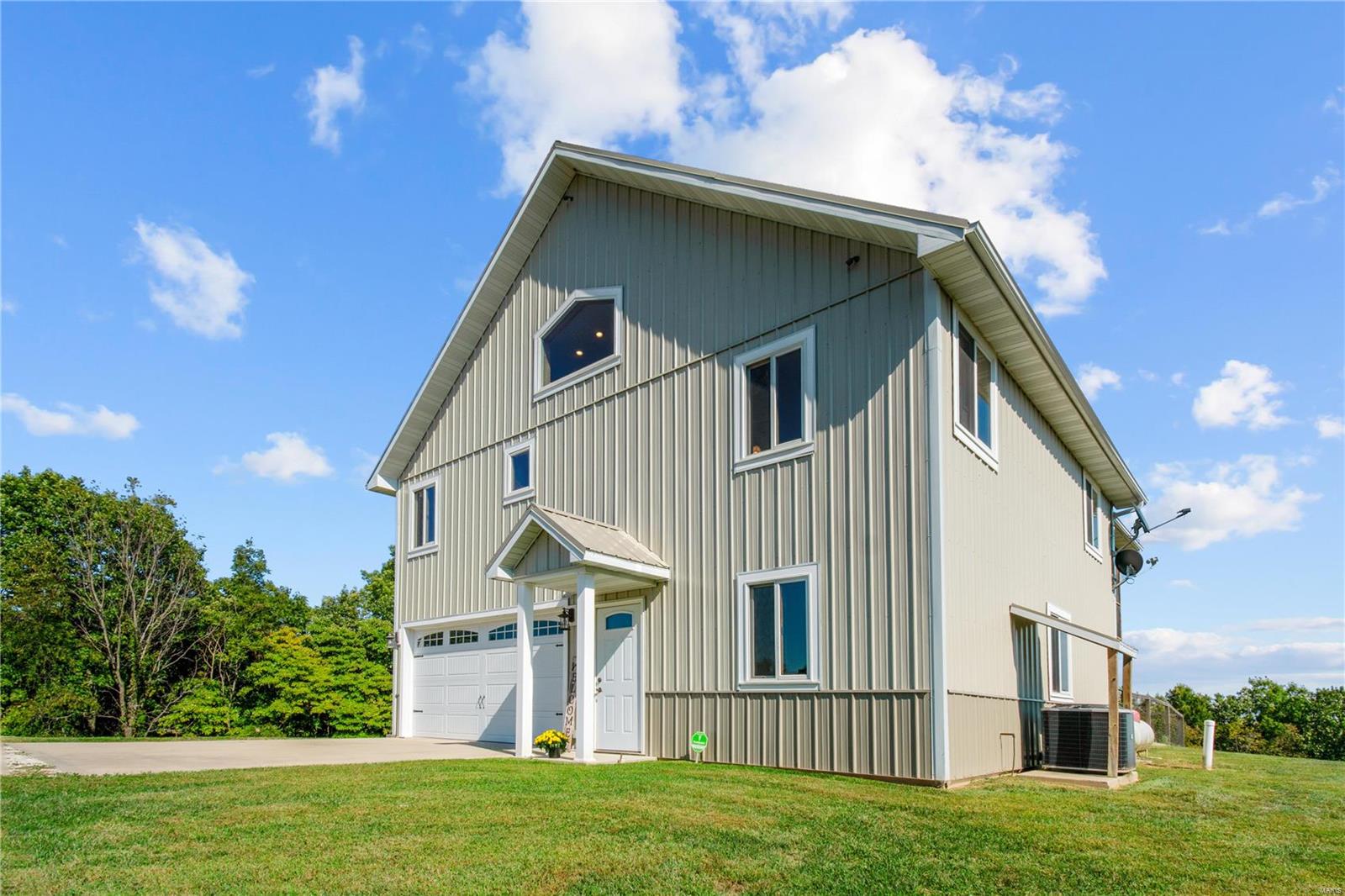 2558 Plummer Hill Road Hardin, IL 62047 - Photo 6 of 33 Gallery Image 6