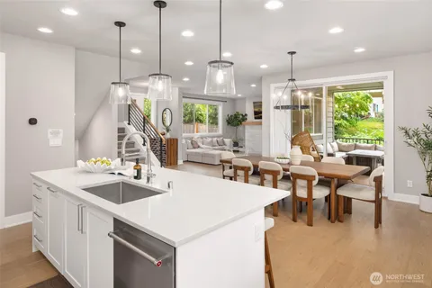 $1,899,000 | 8021 Northeast 127th Lane, Kirkland, WA 98034