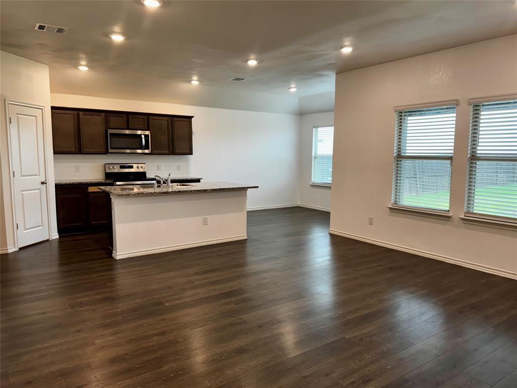 4325 Pyramid Drive Forney, TX 75126 - Photo 3 of 25
