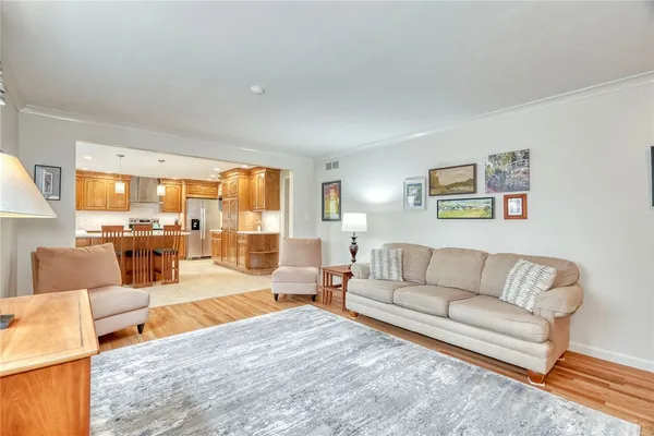 $499,500 | 9 Burncoat Way, Pittsford, NY 14534