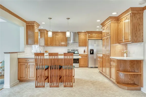 $499,500 | 9 Burncoat Way, Pittsford, NY 14534