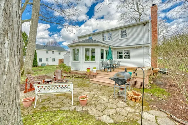 $499,500 | 9 Burncoat Way, Pittsford, NY 14534