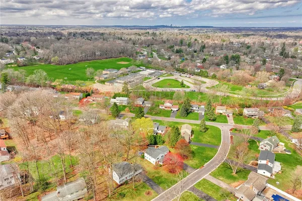 $499,500 | 9 Burncoat Way, Pittsford, NY 14534