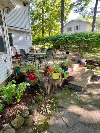 $499,500 | 9 Burncoat Way, Pittsford, NY 14534