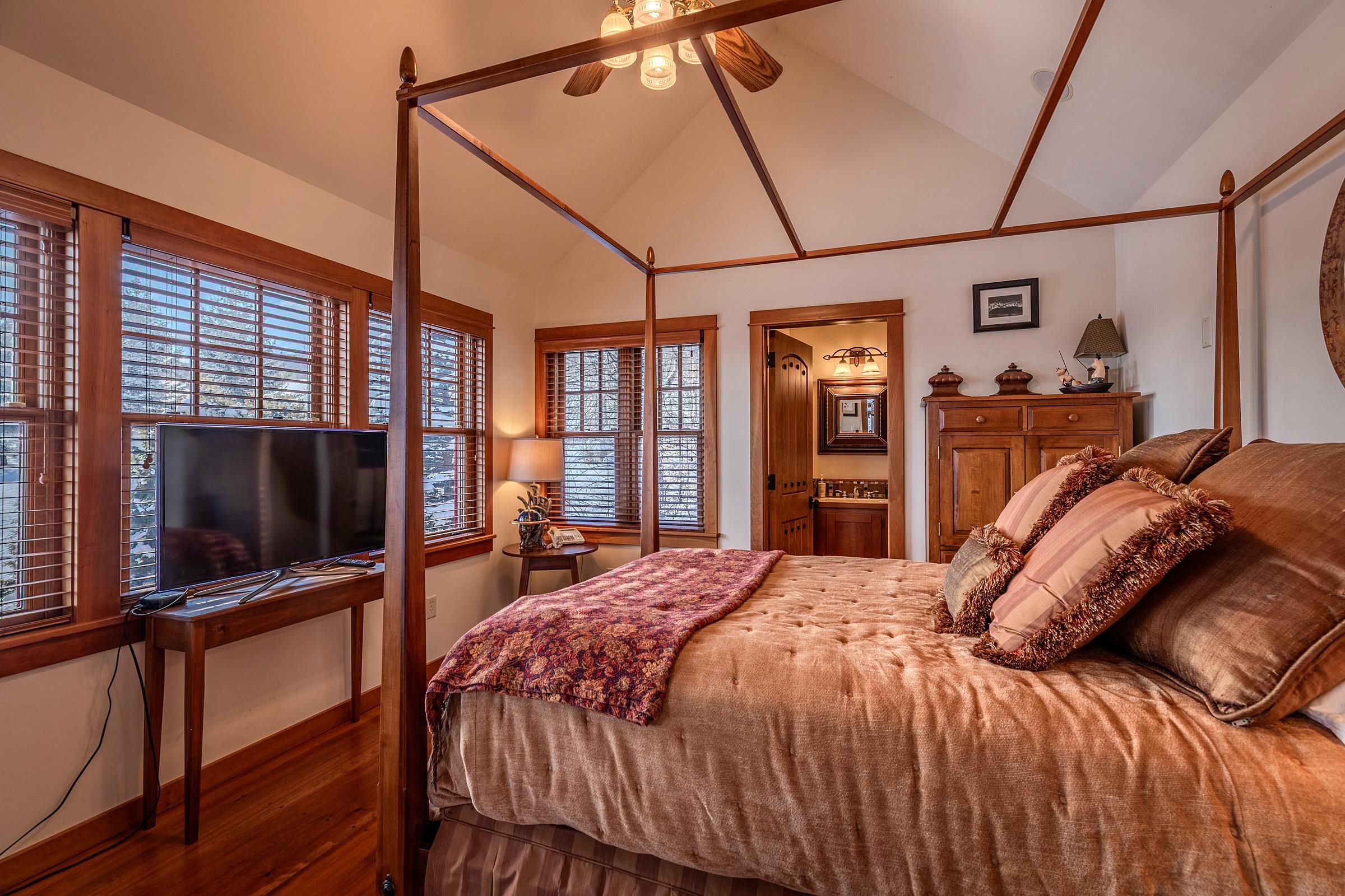 924 Okemo Ridge Road, Unit S 11 Ludlow, VT 05149 - Photo 16 of 60