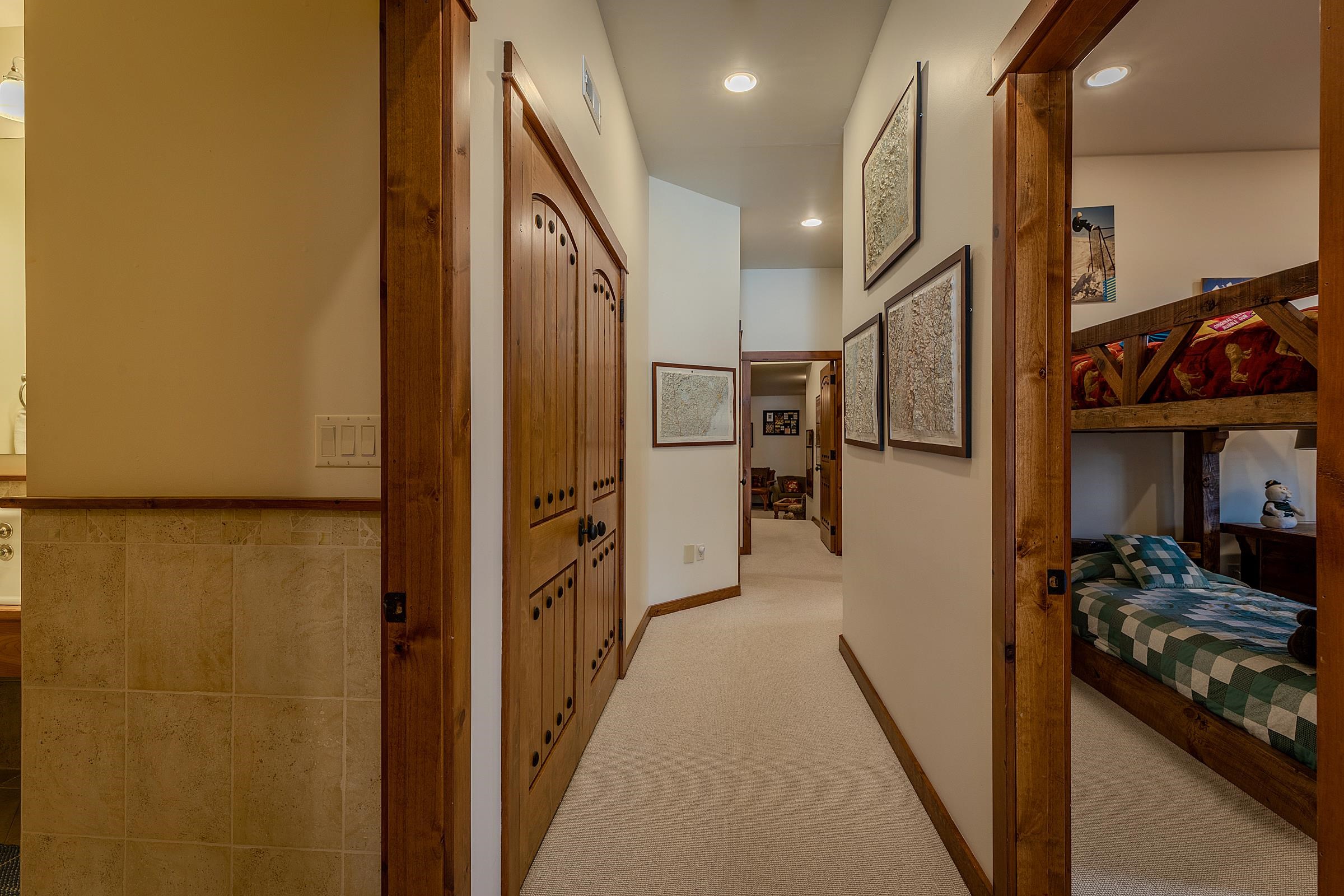 924 Okemo Ridge Road, Unit S 11 Ludlow, VT 05149 - Photo 40 of 60