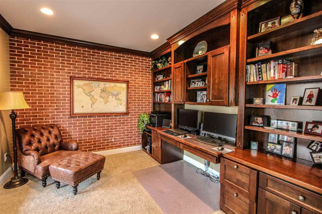 2620 Legacy Ridge Florence, KY 41042 - Photo 10 of 49 Gallery Image 10