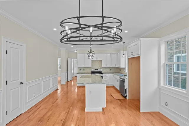 $899,900 | 117 Sharon Street, Providence, RI 02908