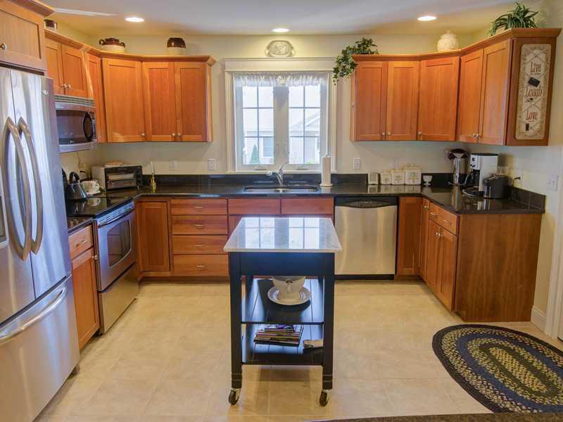 6 Goose Ledge Road, Unit 37 Cumberland Foreside, ME 04110 - Photo 16 of 27 Kitchen.