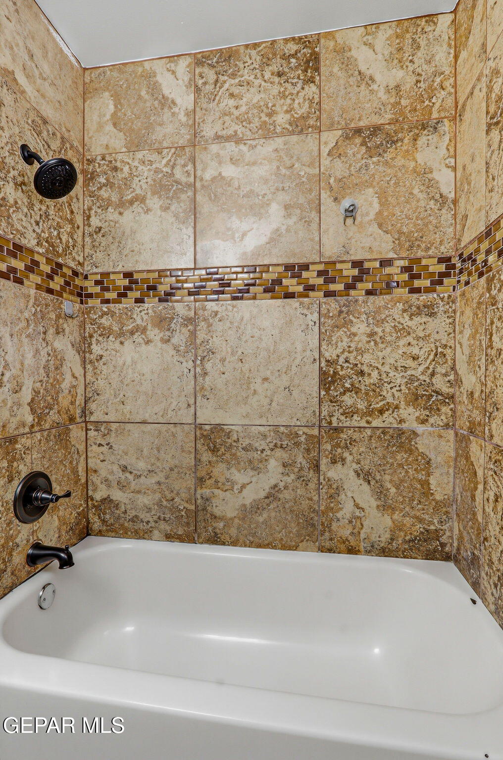 3413 Rutherglen Street El Paso, TX 79925 - Photo 27 of 33 41-web-or-mls-IMG_8104