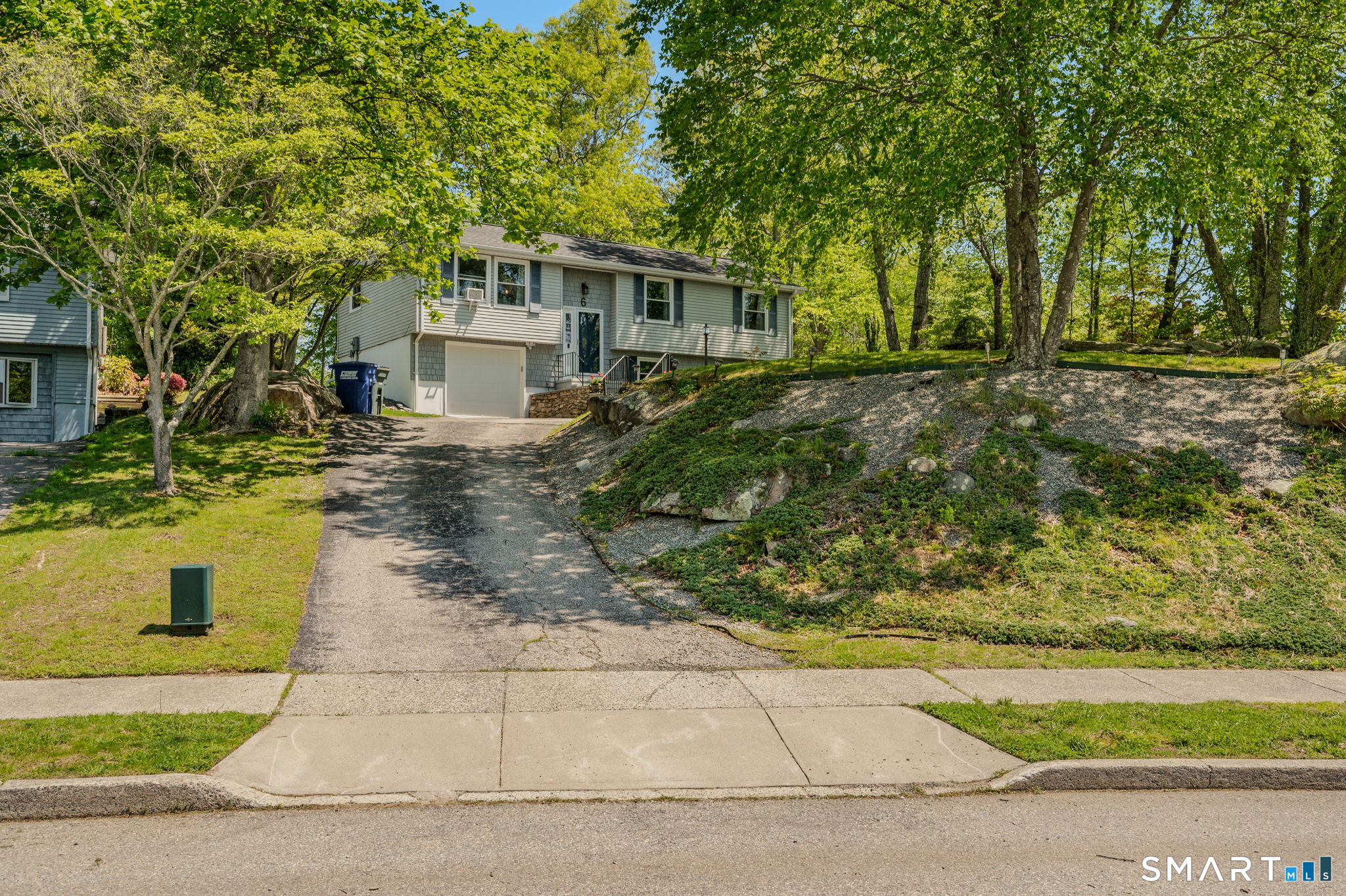 6 Amherst Court Groton, CT 06355 - Photo 3 of 40 front view of a house with a yard