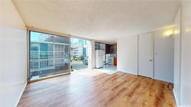$2,000 | 933 Kaheka Street, Unit A309, Honolulu, HI 96814