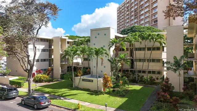 $2,000 | 933 Kaheka Street, Unit A309, Honolulu, HI 96814
