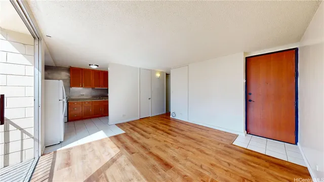 $2,000 | 933 Kaheka Street, Unit A309, Honolulu, HI 96814
