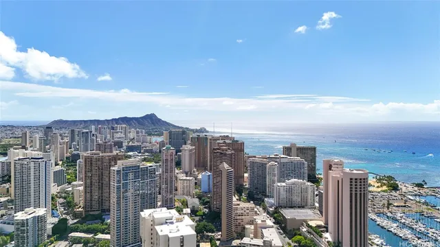 $2,000 | 933 Kaheka Street, Unit A309, Honolulu, HI 96814