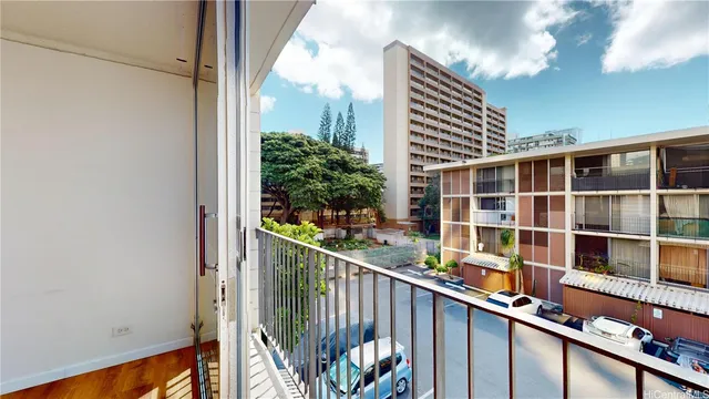 $2,000 | 933 Kaheka Street, Unit A309, Honolulu, HI 96814