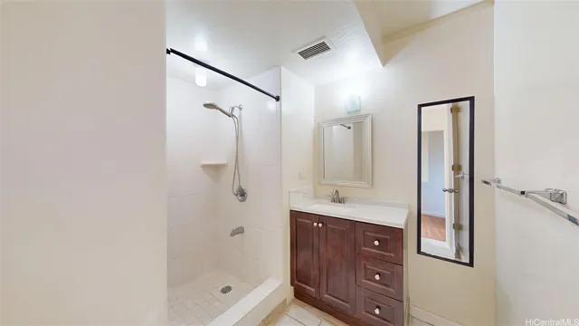 $2,000 | 933 Kaheka Street, Unit A309, Honolulu, HI 96814