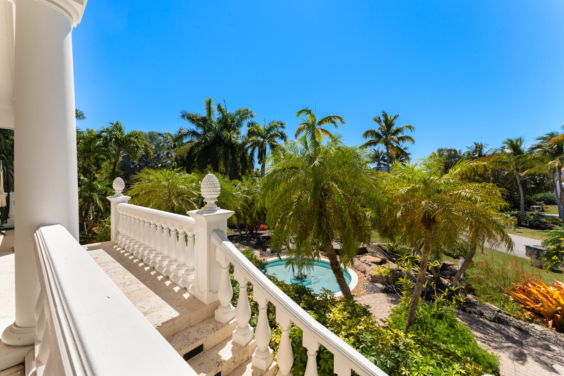 55 2 Turtles Lane Key West, FL 33040 - Photo 20 of 87 Front terrace
