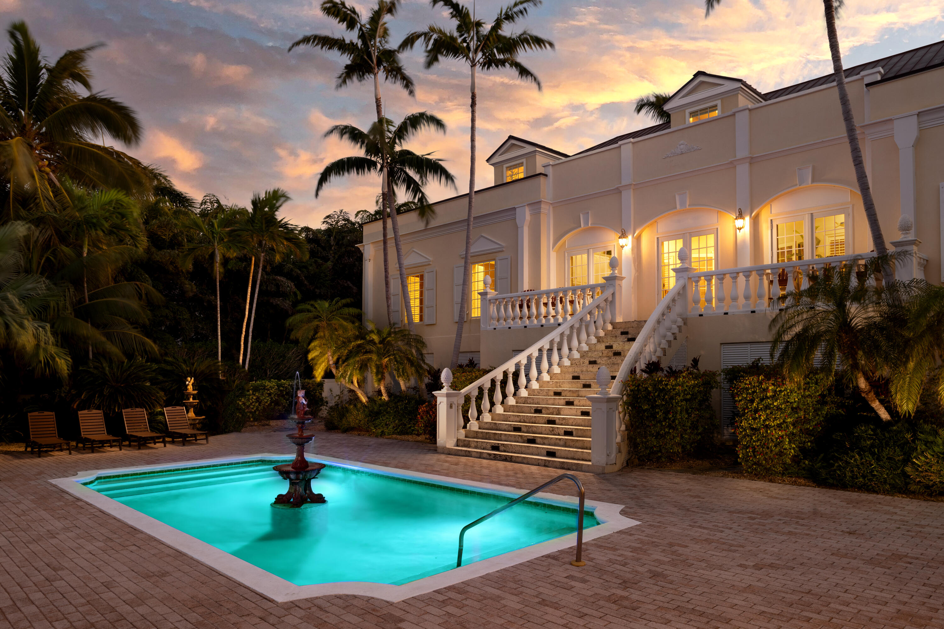 55 2 Turtles Lane Key West, FL 33040 - Photo 2 of 87 Back night