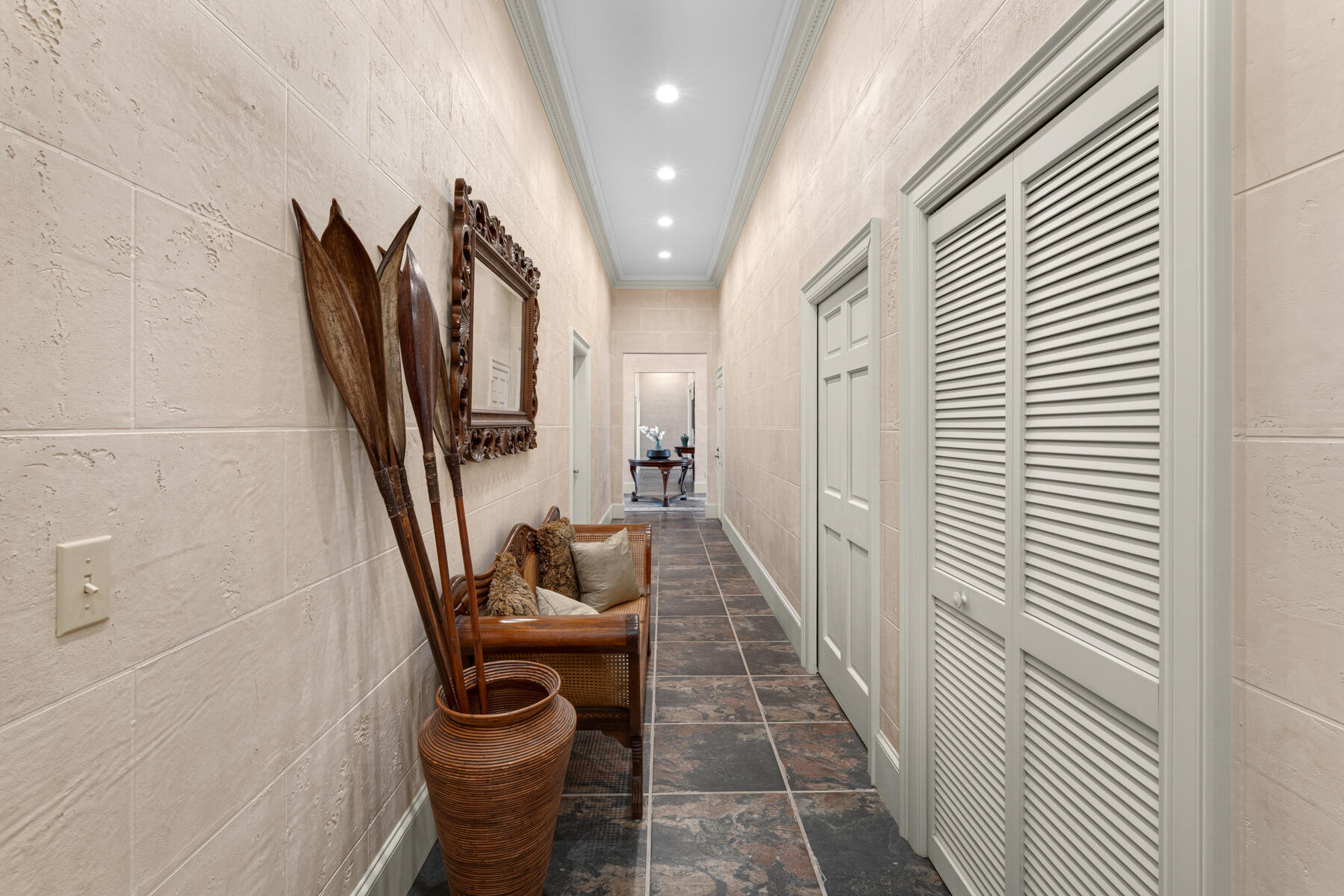 55 2 Turtles Lane Key West, FL 33040 - Photo 27 of 87 Front hallway