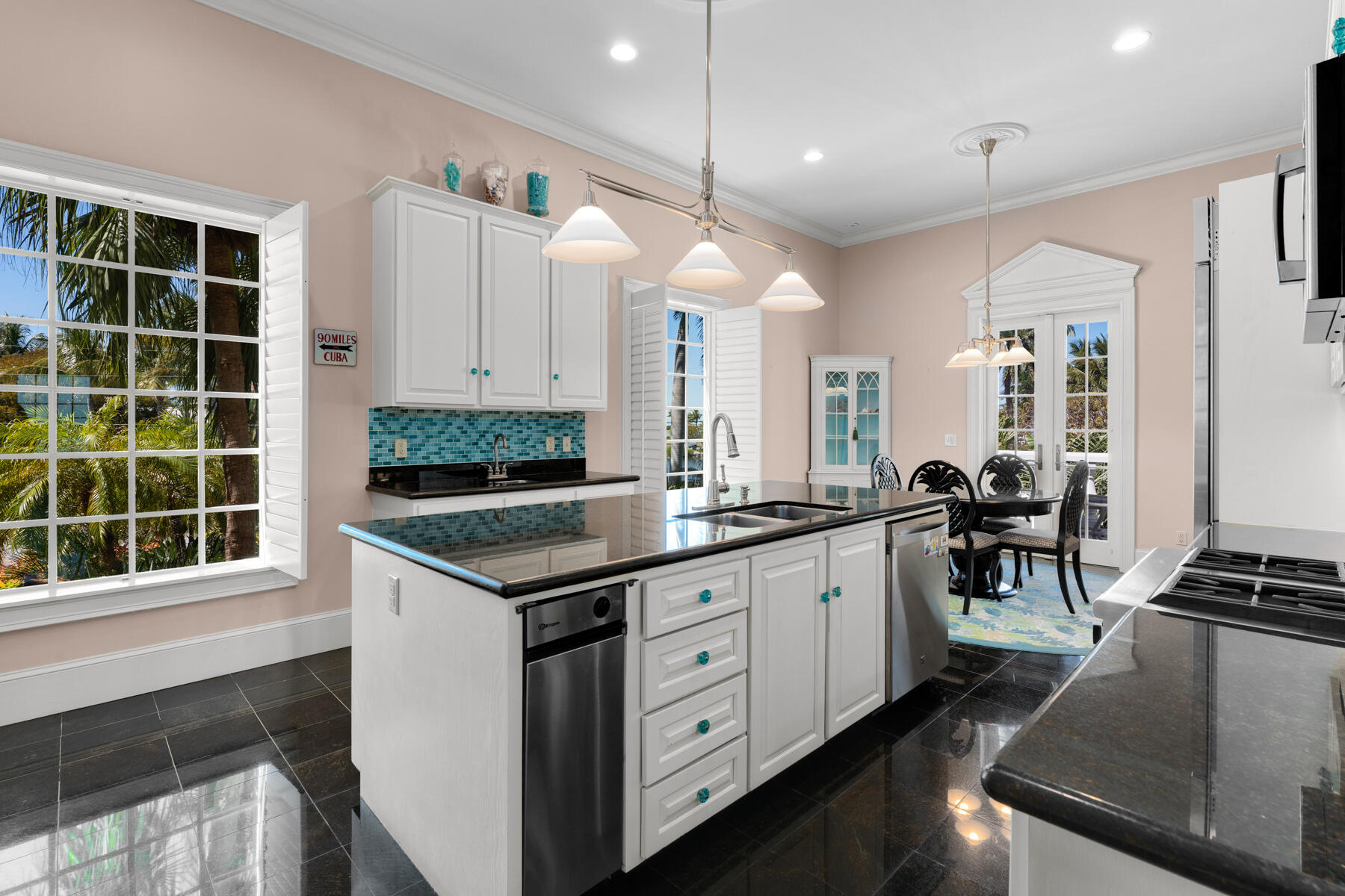 55 2 Turtles Lane Key West, FL 33040 - Photo 28 of 87 Kitchen