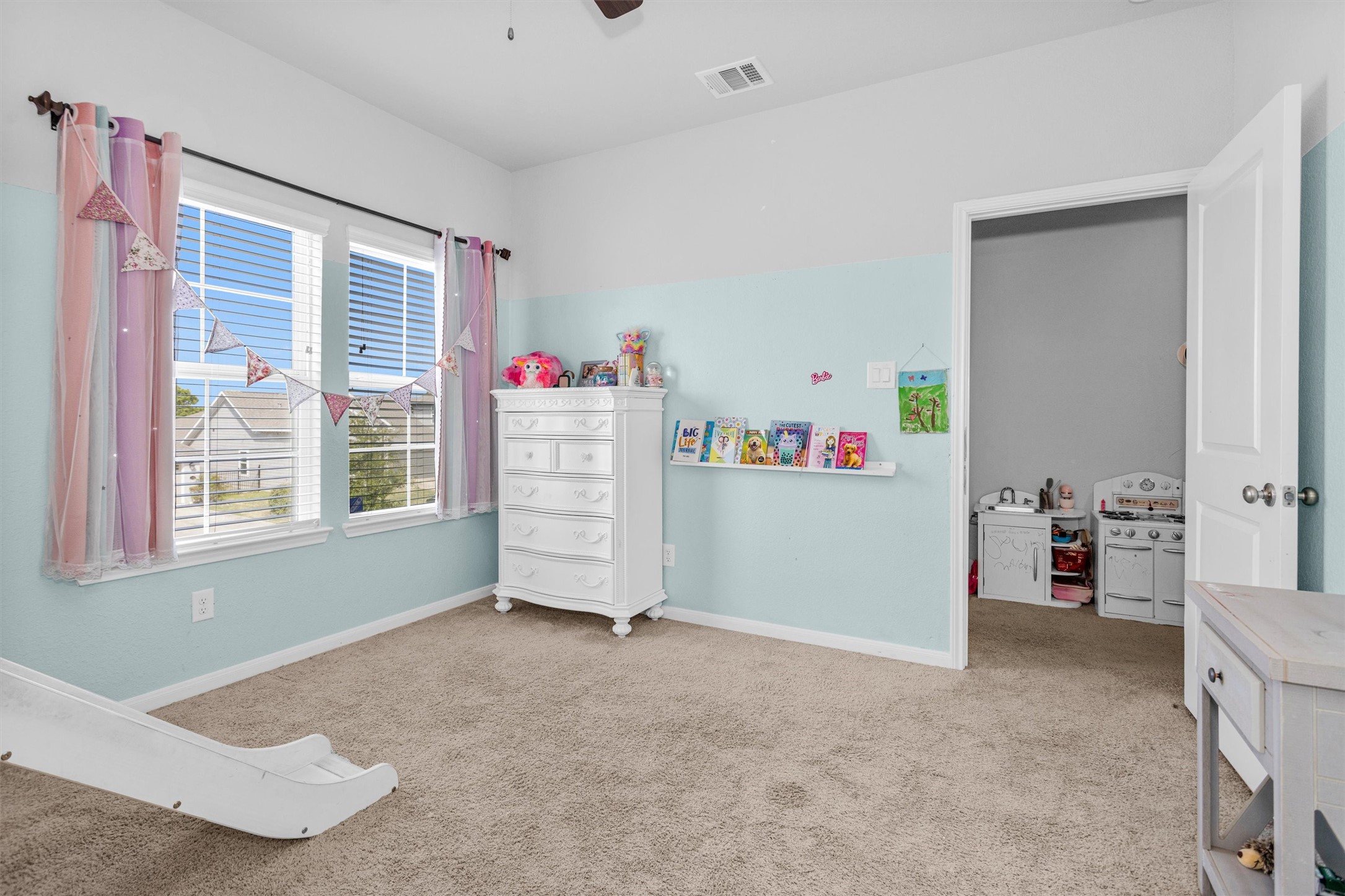 2375 Hagerman Road Conroe, TX 77384 - Photo 27 of 35 Second bedroom upstairs.
