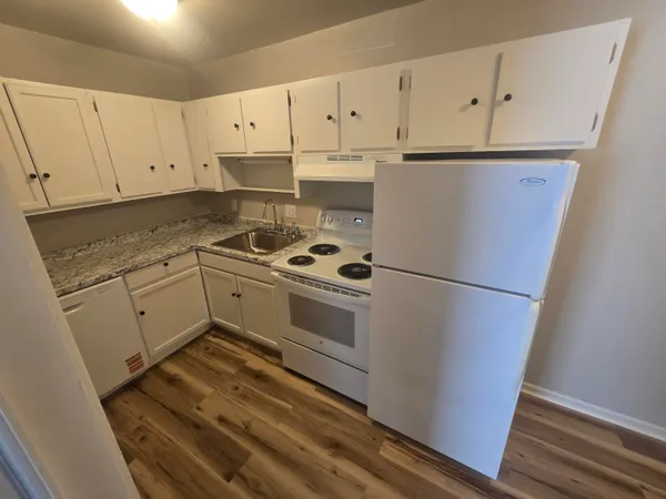 $860 | 1711 Westover Avenue Southwest, Unit 9, Roanoke, VA 24015