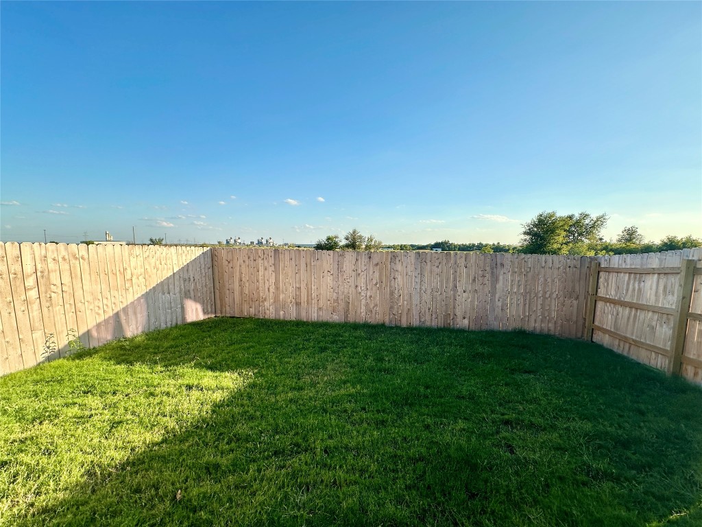 2913 Quail Rdg Lane, Unit A Temple, TX 76501 - Photo 19 of 19 View of fenced backyard