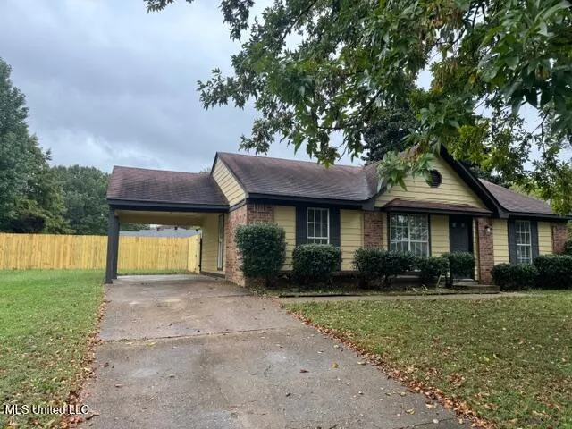 $1,300 | 6118 Kensington Road, Horn Lake, MS 38637