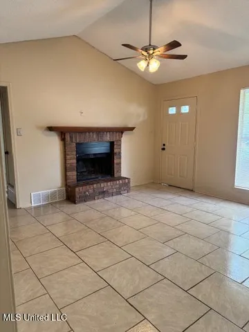 $1,300 | 6118 Kensington Road, Horn Lake, MS 38637