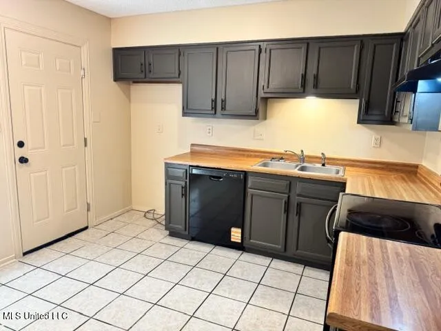 $1,300 | 6118 Kensington Road, Horn Lake, MS 38637