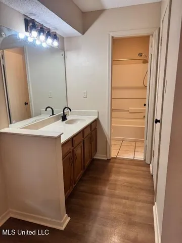 $1,300 | 6118 Kensington Road, Horn Lake, MS 38637