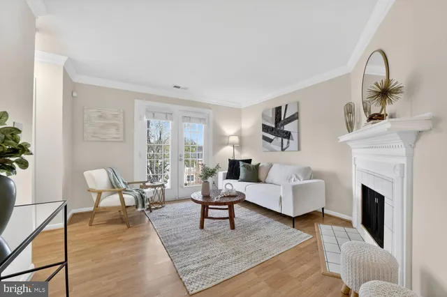 $404,500 | 4617 28th Road South, Unit B, Arlington, VA 22206