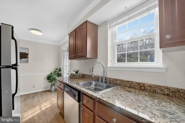 $404,500 | 4617 28th Road South, Unit B, Arlington, VA 22206