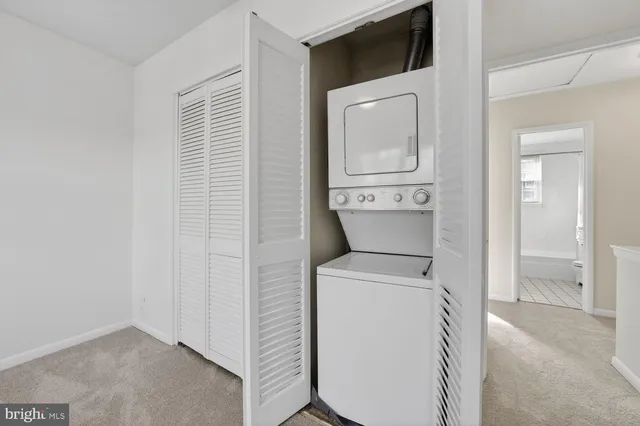 $404,500 | 4617 28th Road South, Unit B, Arlington, VA 22206