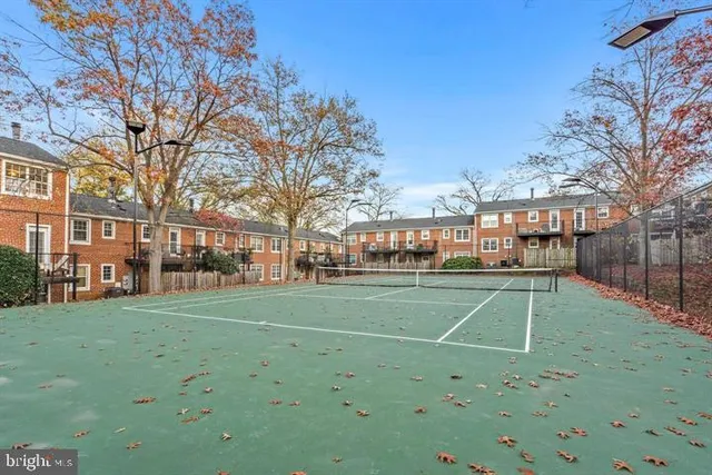 $404,500 | 4617 28th Road South, Unit B, Arlington, VA 22206