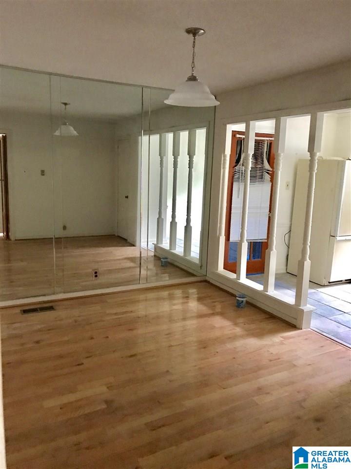 1332 Elm Street Southwest Birmingham, AL 35211 - Photo 5 of 10