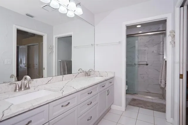 $464,900 | 2201 Howard Lane, Tampa, FL 33612