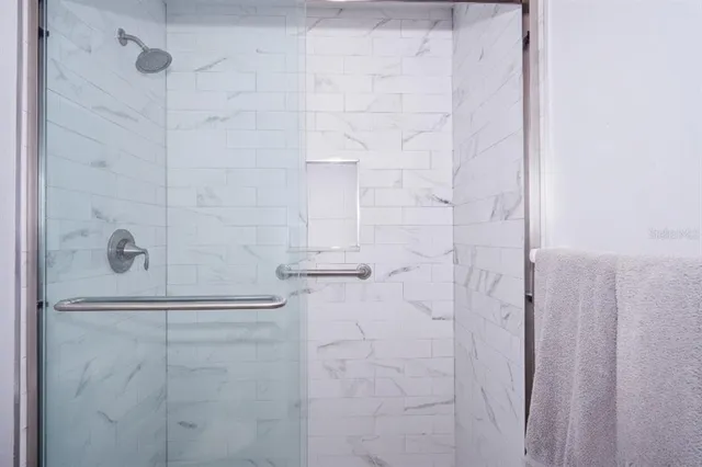 $464,900 | 2201 Howard Lane, Tampa, FL 33612