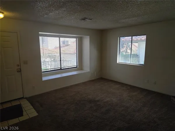 $1,500 | 6713 West Charleston Boulevard, Unit 3, Las Vegas, NV 89146