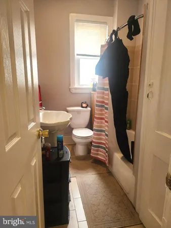 $1,200 | 4043 Spring Garden Street, Unit 2R, Philadelphia, PA 19104